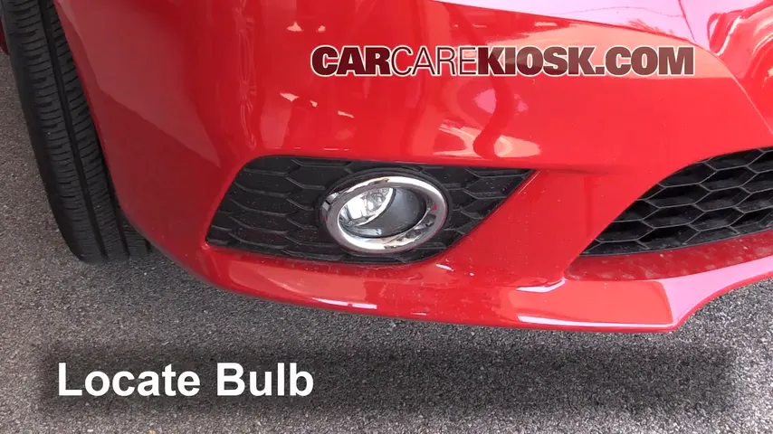 2016 Nissan Sentra FE+S 1.8L 4 Cyl. Éclairage Feu antibrouillard (remplacer l'ampoule)